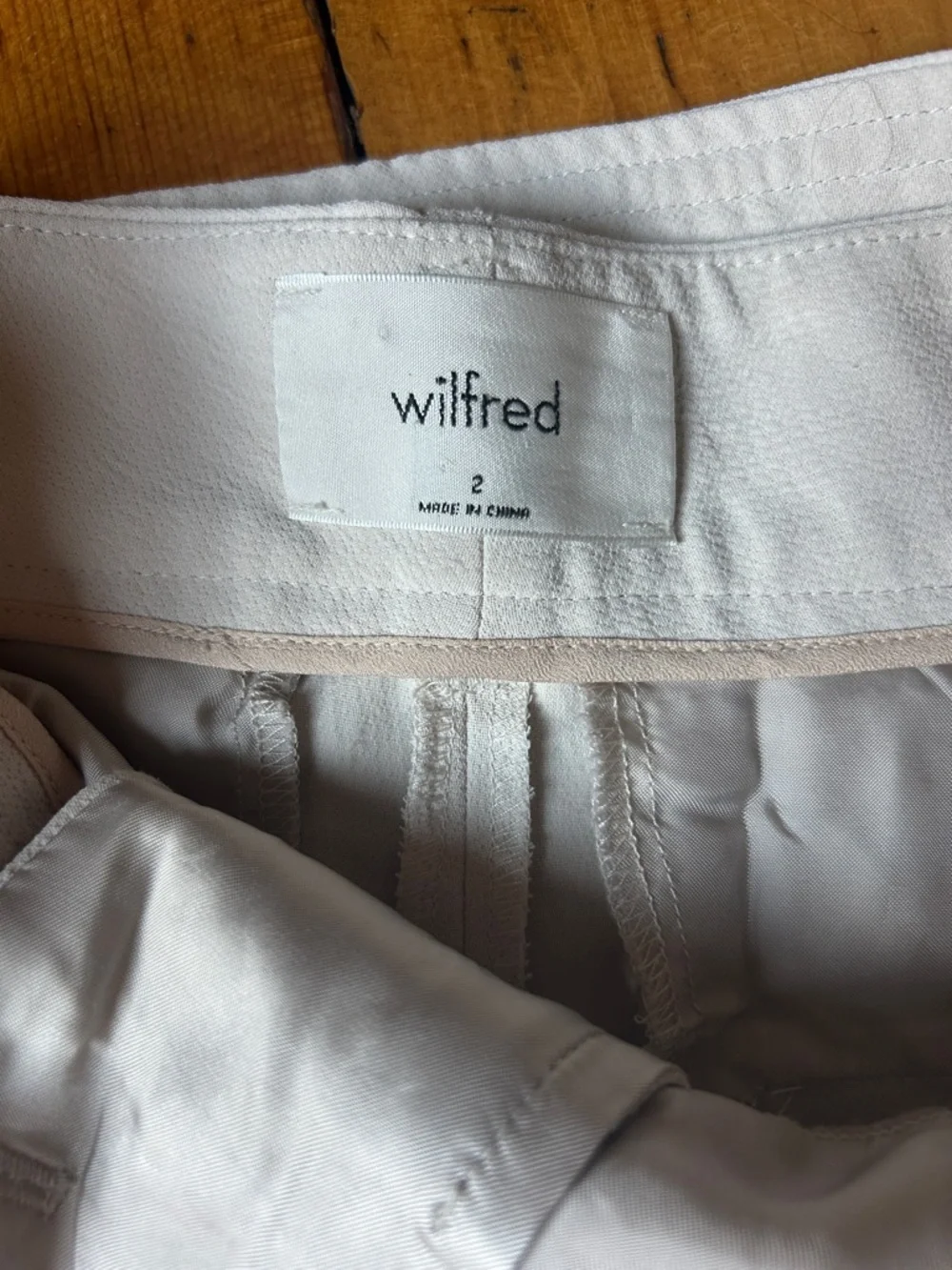 Wilfred High Waist Cream Shorts with Tie Belt - Picture 2 of 2